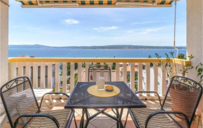 2 Bedroom Gorgeous Apartment In Crikvenica